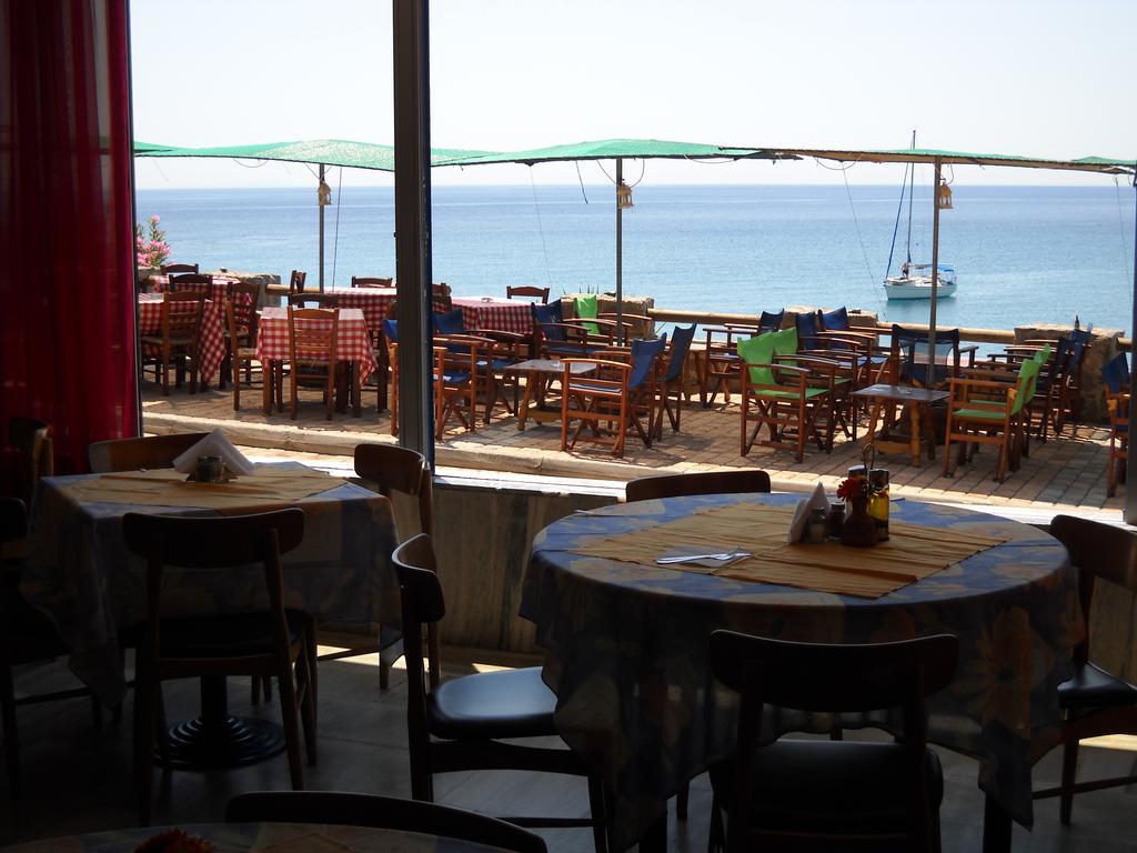 Argo Hotel Aegina Exterior foto